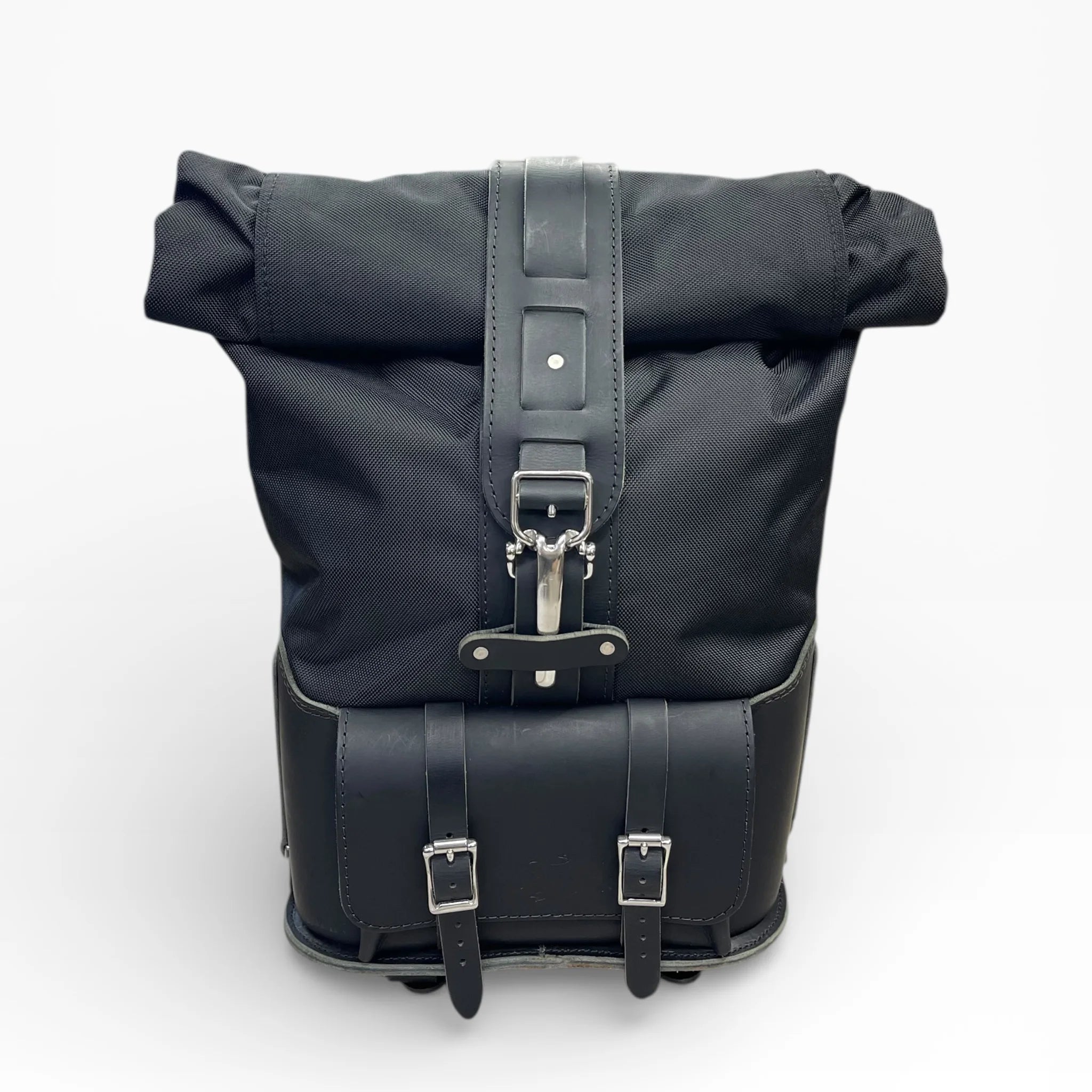 Universelle Rolltop-Rucksack-Satteltasche – URB01